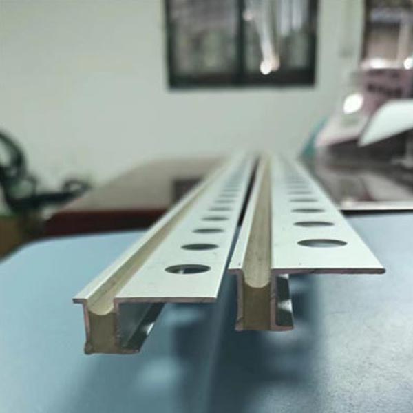 Tile movement joint-ALM10