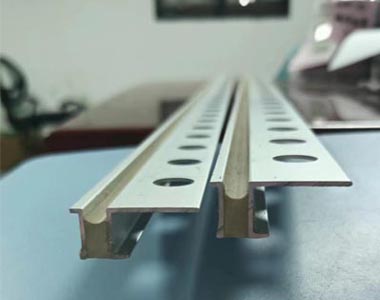 Tile movement joint-ALM10